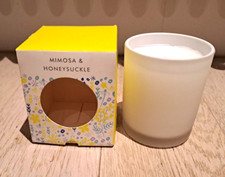 TESCO: MIMOSA AND HONEYSUCKLE SCENTED CANDLE: BRAND NEW UNUSED IN BOX: LOOK !!!