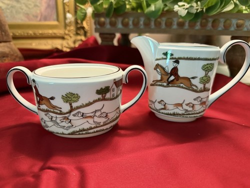 Wedgwood hunting scene creamer - wedgwood,
