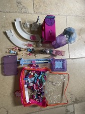 Polly Pocket Bundle: Dolls, Accessories, Clothes