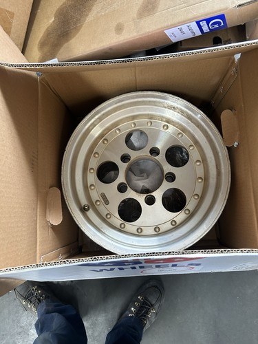 Slotted mag wheels 15x10 - wheels,