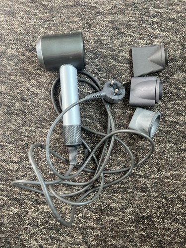 Dyson supersonic professional - dyson,