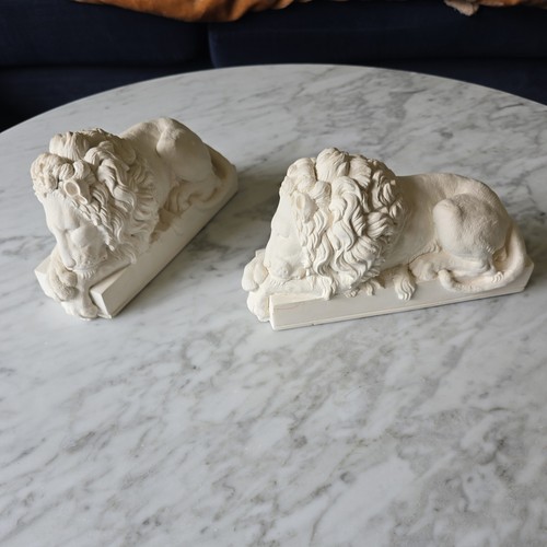 Hand made canova sleeping - hand,