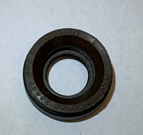 Speedo drive oil seal type - speedo,