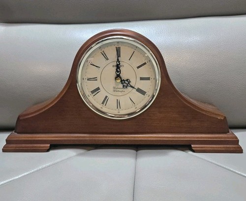 Seiko quartz mantel clock - mantel,