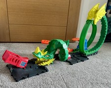 Hot Wheels Cobra Crush the