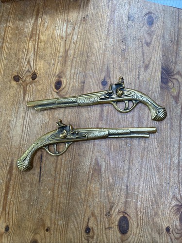 Brass pair duelling pistols - duelling,