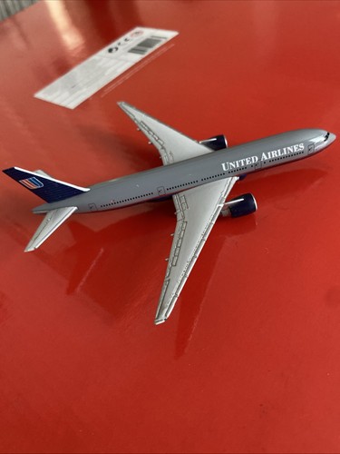 Herpa wings united airlines - herpa,