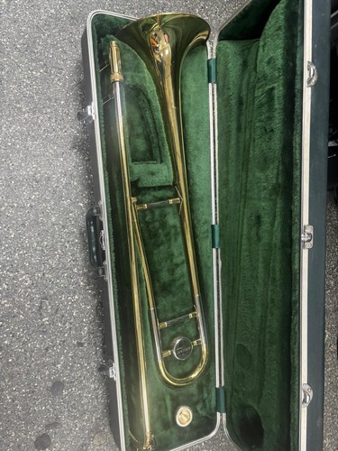 Elkhart trumpet - elkhart,