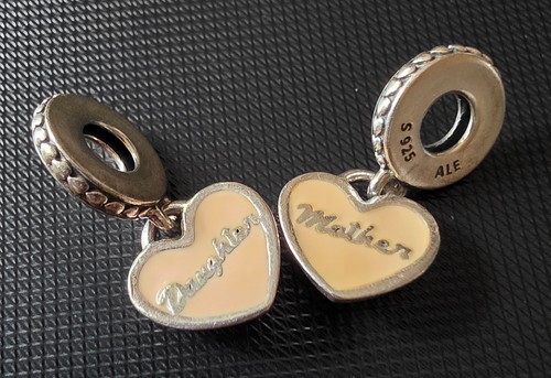 Pandora mother daughter - daughter, split