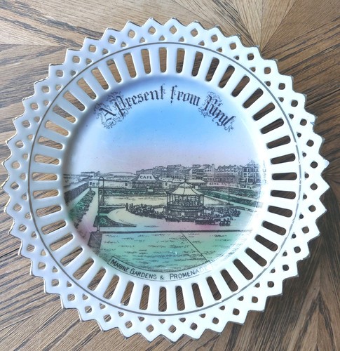 Vintage ribbon plate present - ribbon,