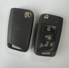 GENUINE SKODA 3 BUTTON REMOTE FLIP KEY FOB OCTAVIA FABIA ETC TESTED 6V0959752K