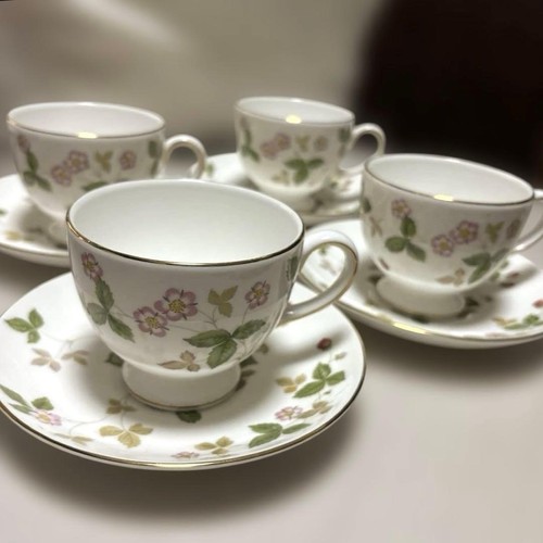 Wedgwood wild strawberry - wild, &