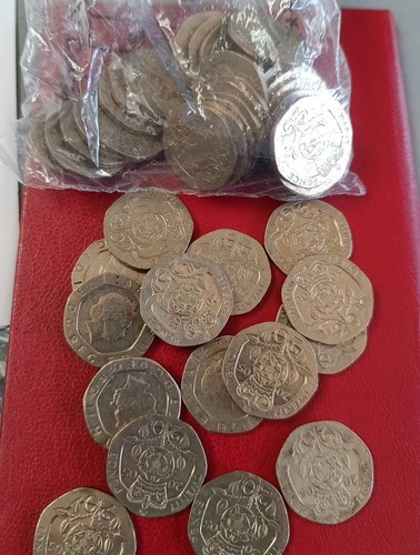 Tudor rose 20p coin - rose, 2005