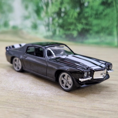 Burago chevy camaro z28 - burago,