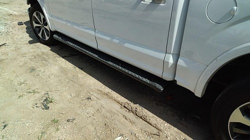 Used floor jack fits - fits:, 2018