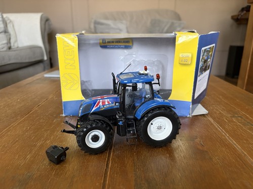 Universal hobbies new holland - universal,