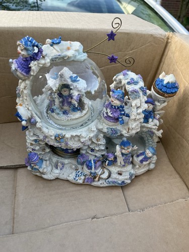 Wonderland musical snowman - musical,
