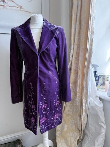Favourbrook purple velvet - ,