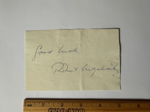 Robert urquhart signed - robert, vintage