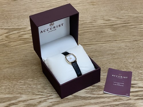 Accurist ladies gold - ladies, tone