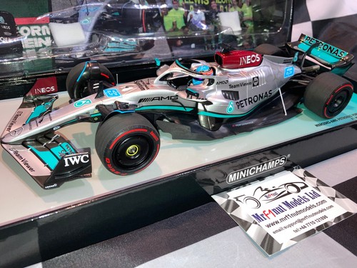 Minichamps 113222163 - 1:18,