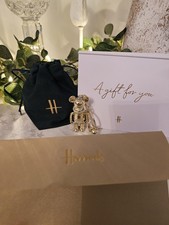 Harrods Gift Card  H Pouch