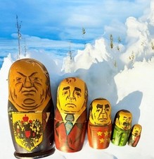 VINTAGE Wooden Russian Nesting