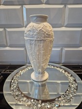 wedgewood cream vase