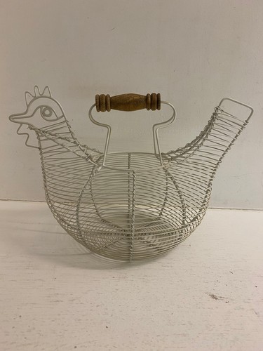 Chicken shaped wire egg - wire,