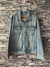 Levi’s Denim Jacket Size