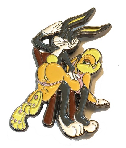 Bugs spanks naughty lola sexy - lola,