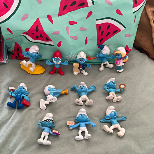 Mcdonald smurfs happy - smurfs, meal