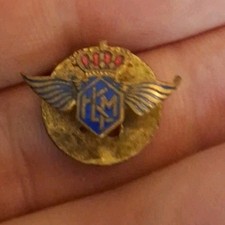  KLM Aeroplane Metal Pin Badge