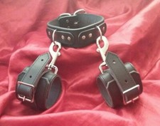 Bondage Leather Neck Collar To