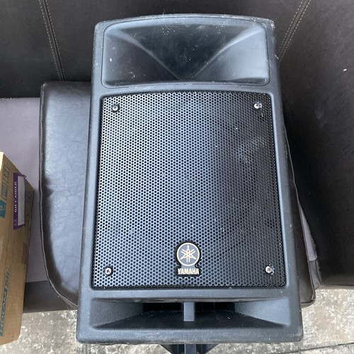 Yamaha powered speaker - ,