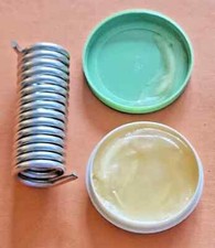 LEAD FREE PLUMBING SOLDER WIRE 3mm WITH SUFFICiENT NON TOXIC FLUX FOR 1/2 METRE