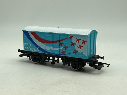 B5585 hornby red - b5585,