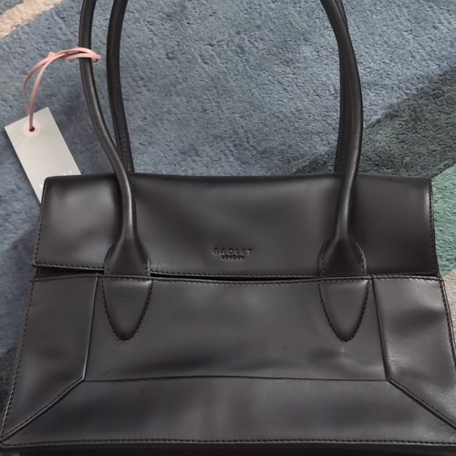 Radley black leather shoulder - black,