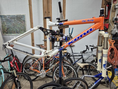 Vintage kona the king fox - the,