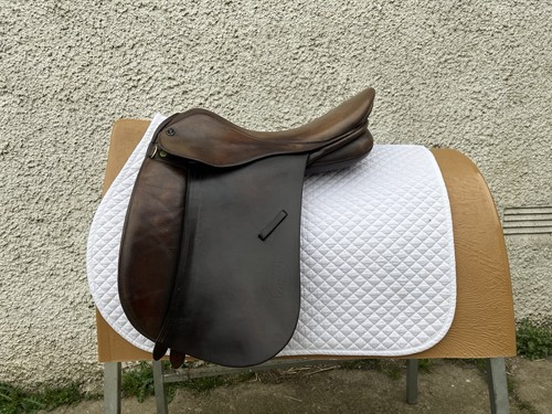 Gfs wide show saddle - show,