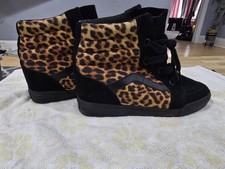 Vans Women's 10 M SK8-Hi