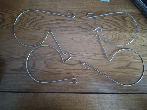 Two sheet guides - two,