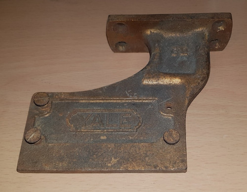 Yale vintage door closer - vintage,