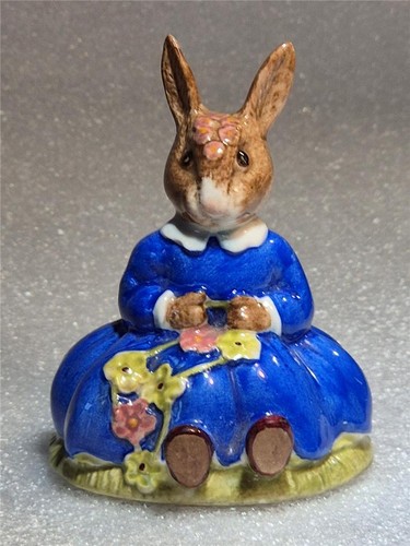 Royal doulton figurine - royal,