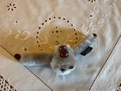 Kipling monkey gorilla - monkey,