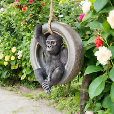 Gorilla in Tyre Garden