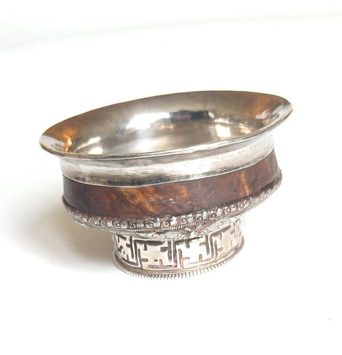 Fine tibetan burr wood - wood, silver