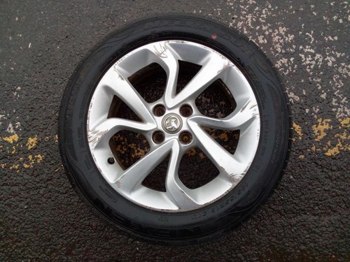 Vauxhall corsa mk4 stud - 4,