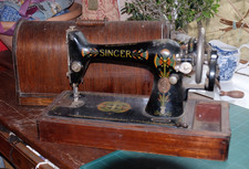 Vintage Singer Hand Crank