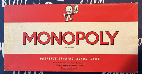 Vintage 1961 monopoly board - monopoly,